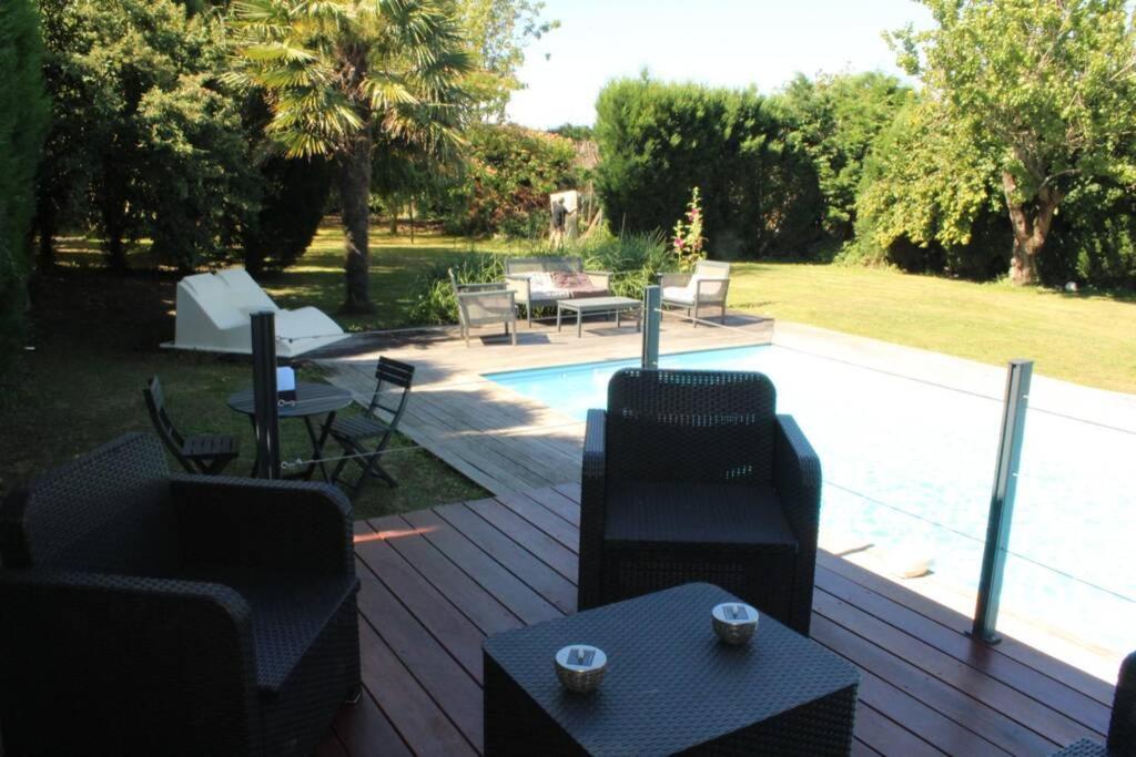 Entre Piscine Et Mer Tonnay-Charente Bagian luar foto